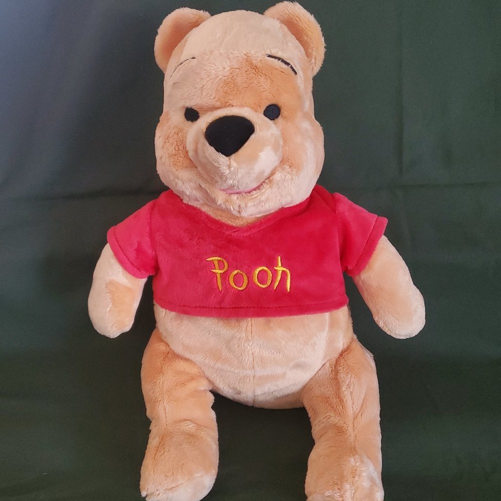 WINNIE THE POOH PLUSH TOY DISNEY 17"